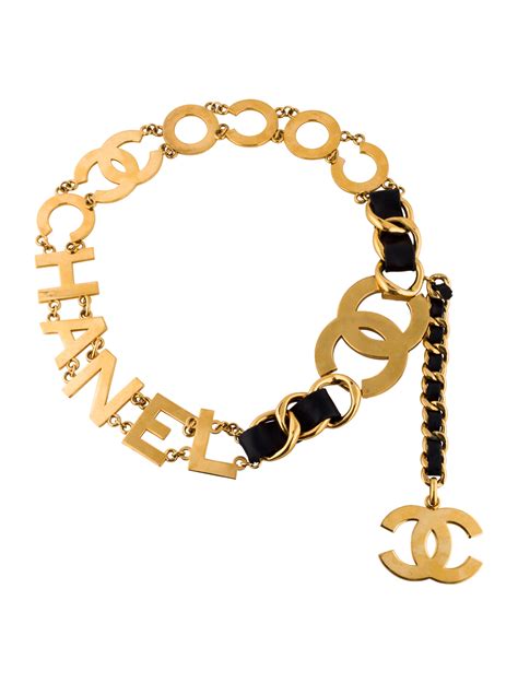 chanel accessoires günstig|Chanel online shop.